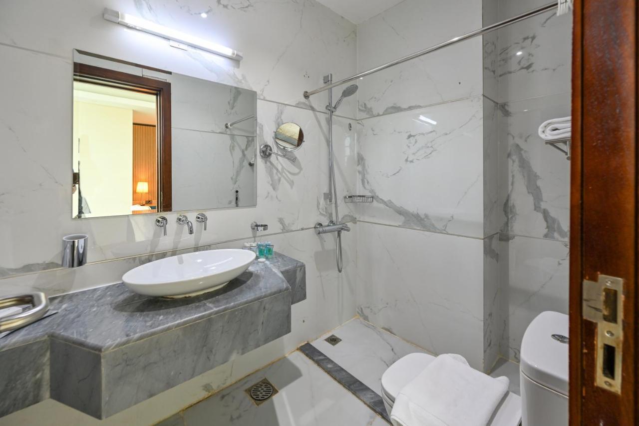 Al Mansour Suites Hotel Doha Eksteriør bilde