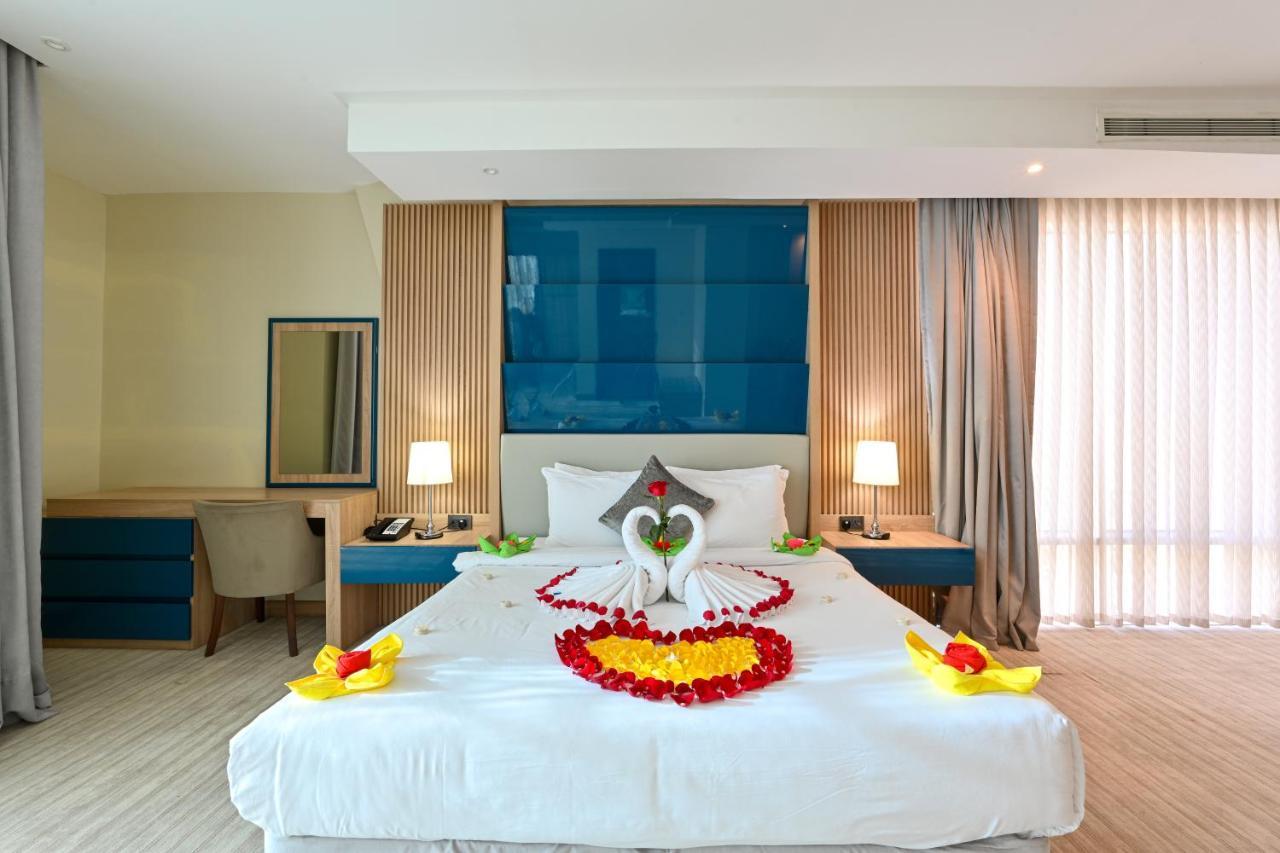 Al Mansour Suites Hotel Doha Eksteriør bilde
