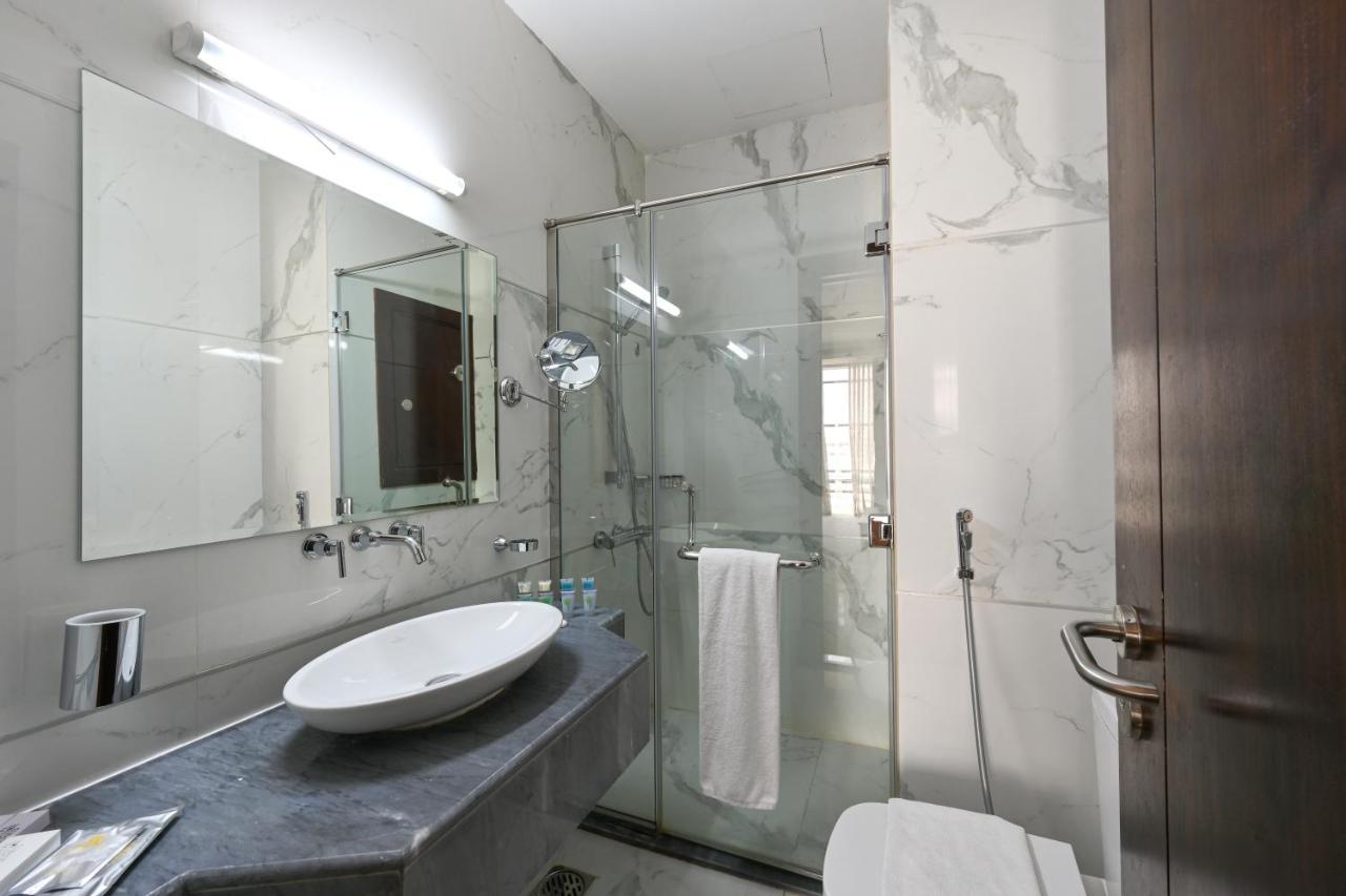 Al Mansour Suites Hotel Doha Eksteriør bilde