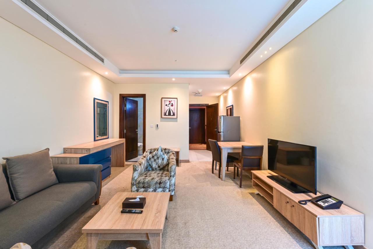 Al Mansour Suites Hotel Doha Eksteriør bilde